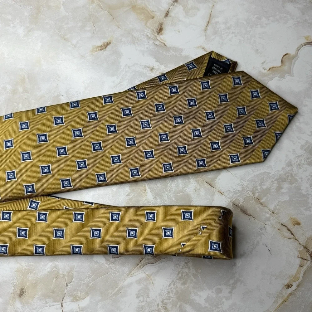 NWOT Jos. A. Bank‎ Executive Collection Silk Tie Mustard Yellow 3 3/8